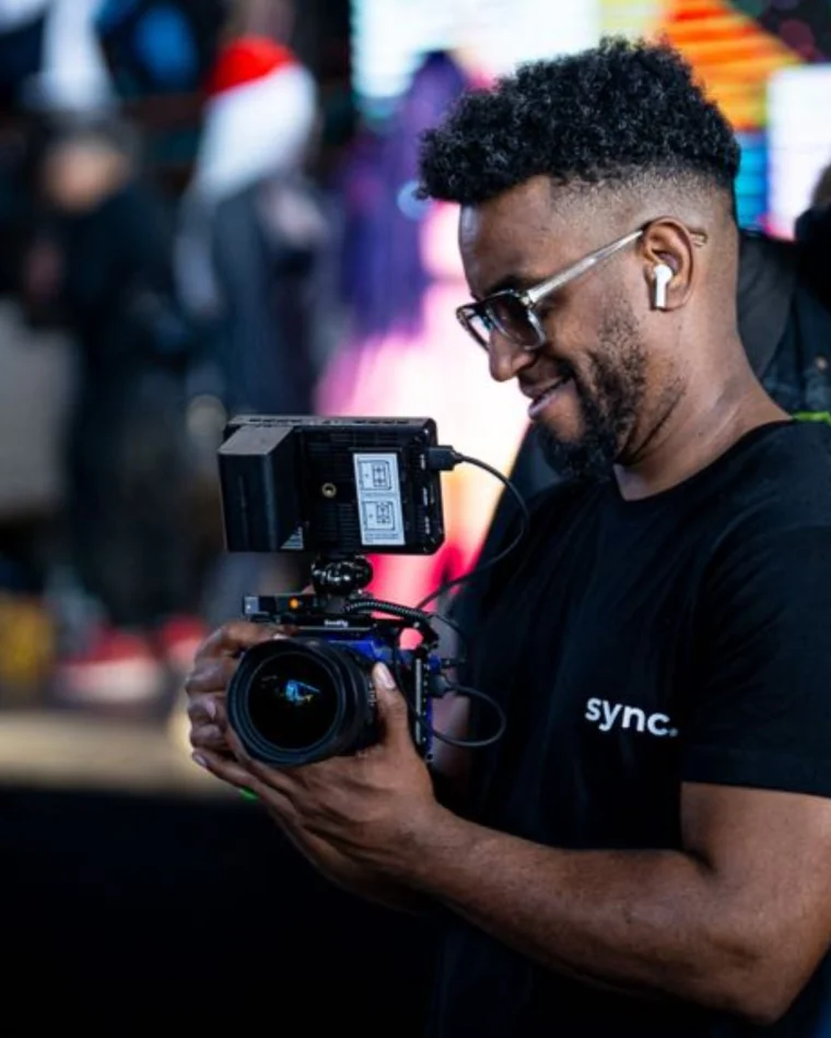Douglas Zapata, Dirección Audiovisual en Smartecnia